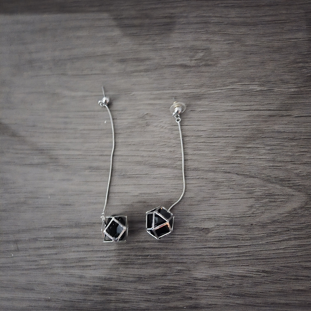 Rhinestone Earring, Bracelet And Rinh Bundle - Picture 2 of 16